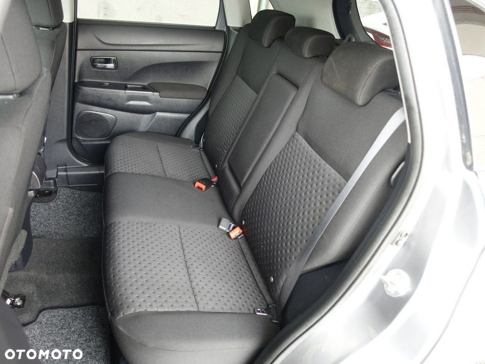 Mitsubishi ASX 1.6 Intense - 17