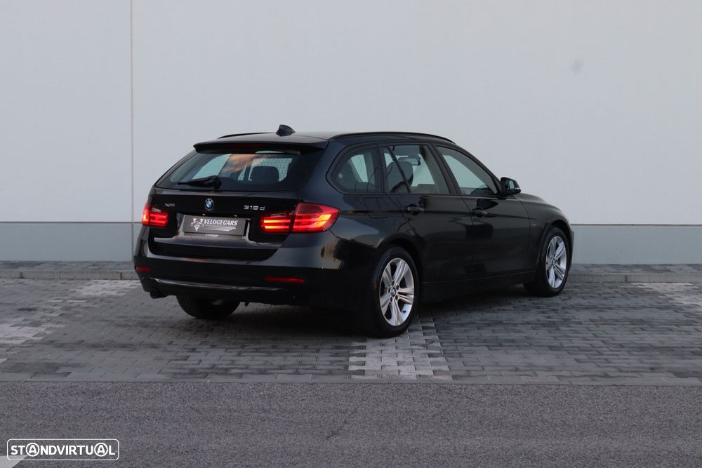 BMW 318 d Touring xDrive Line Sport - 16