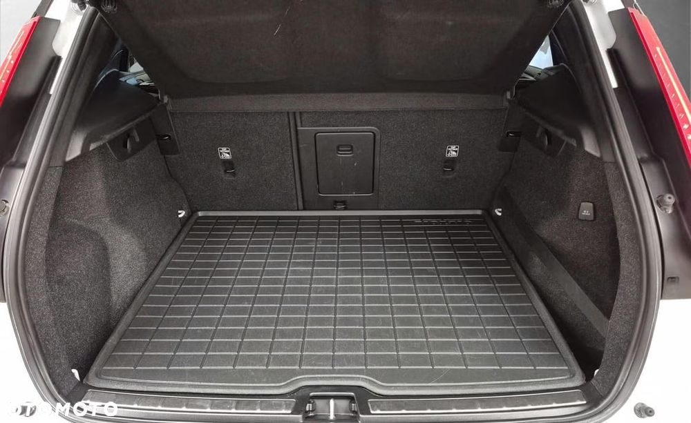Volvo XC 40 T5 Recharge DKG RDesign - 10