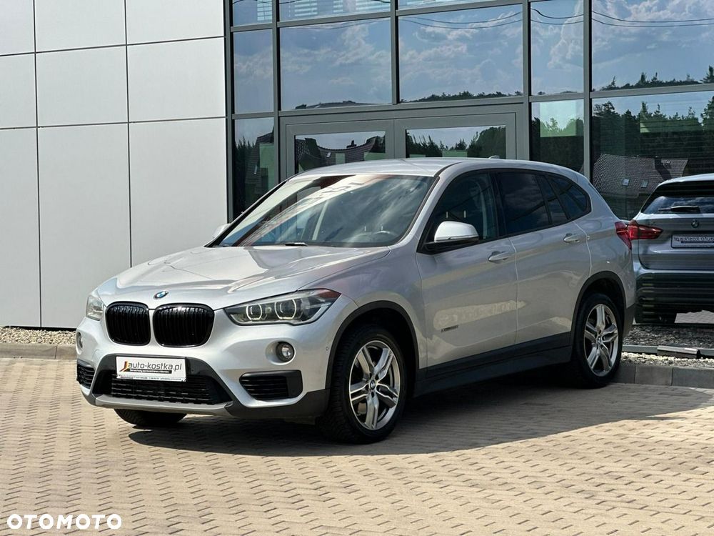 BMW X1 xDrive25i Advantage - 4