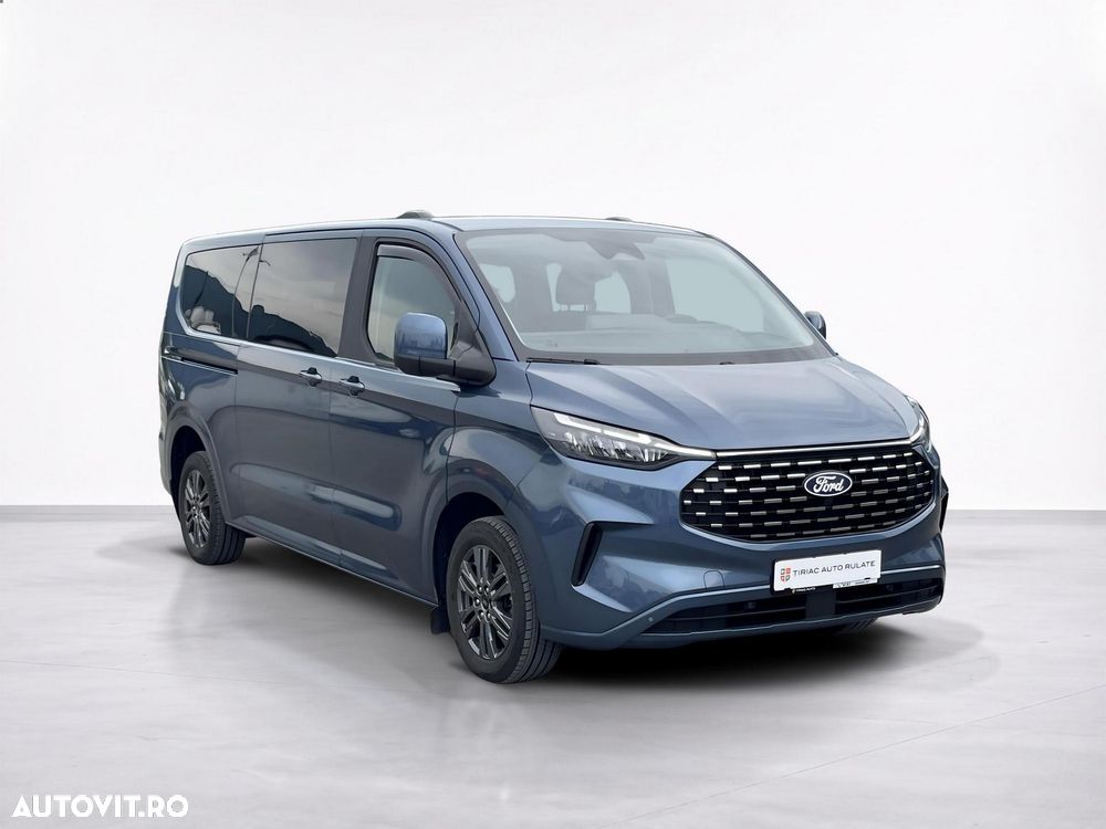 Ford Tourneo Custom - 9