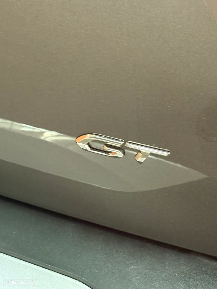 Peugeot 2008 1.2 PureTech GT EAT8 - 8