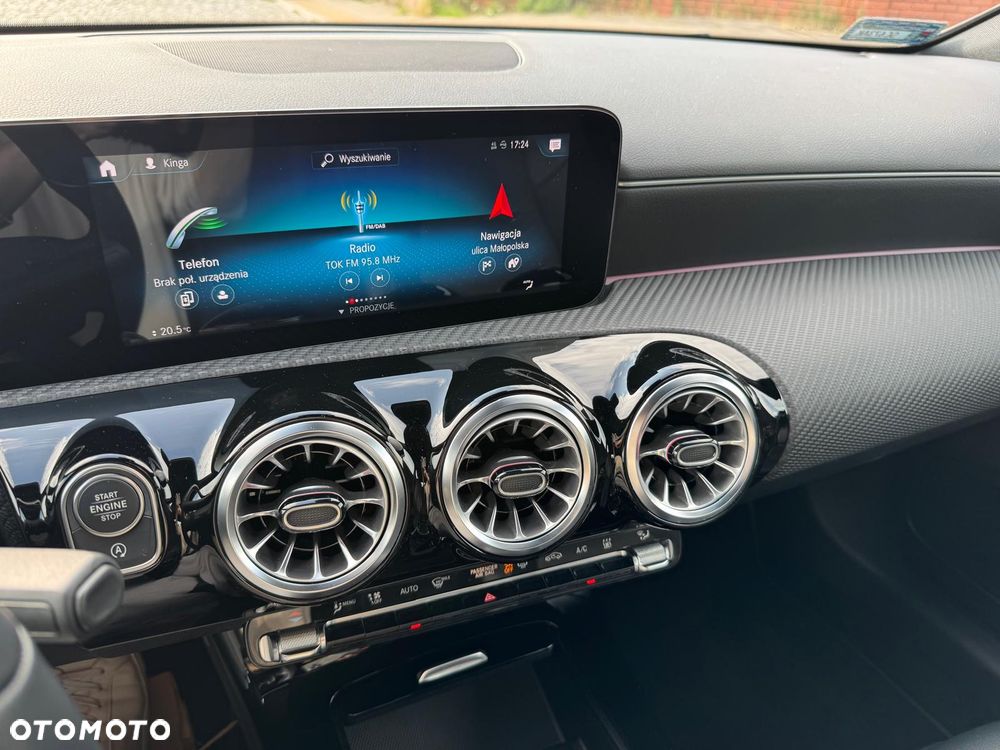 Mercedes-Benz Klasa A 180 Style 7G-DCT - 19
