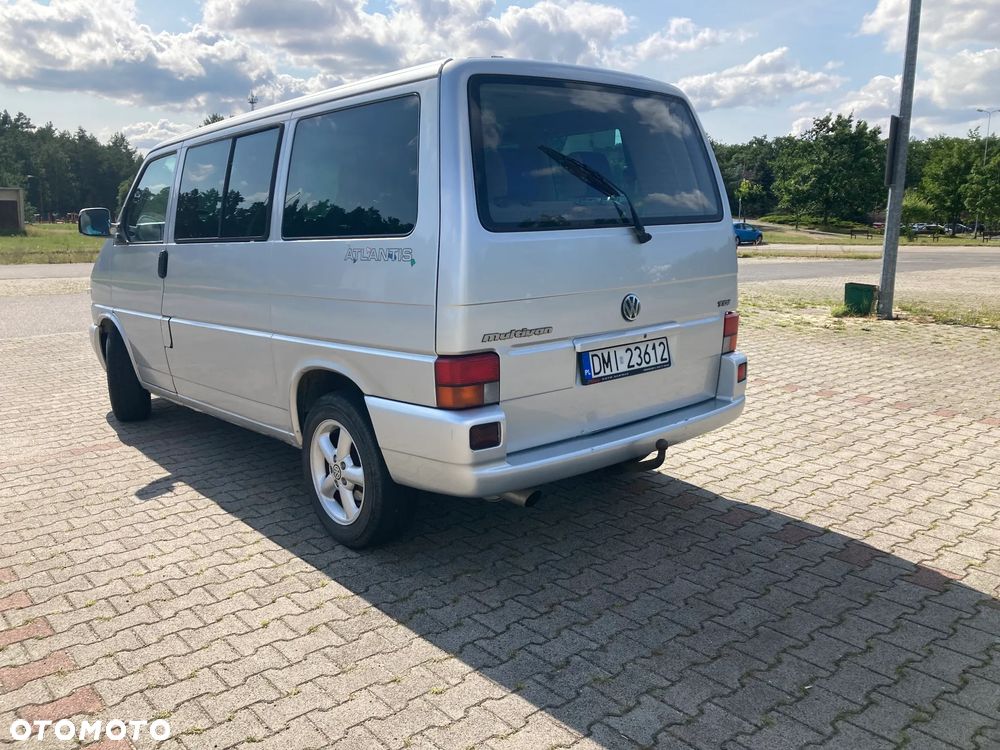 Volkswagen Multivan - 5