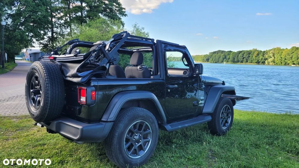 Jeep Wrangler - 40