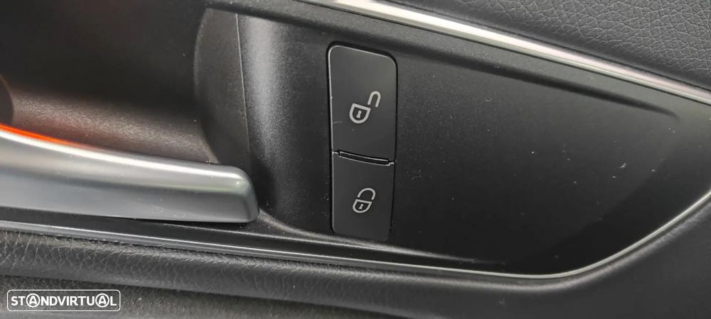 Mercedes-Benz CLA 200 - 42