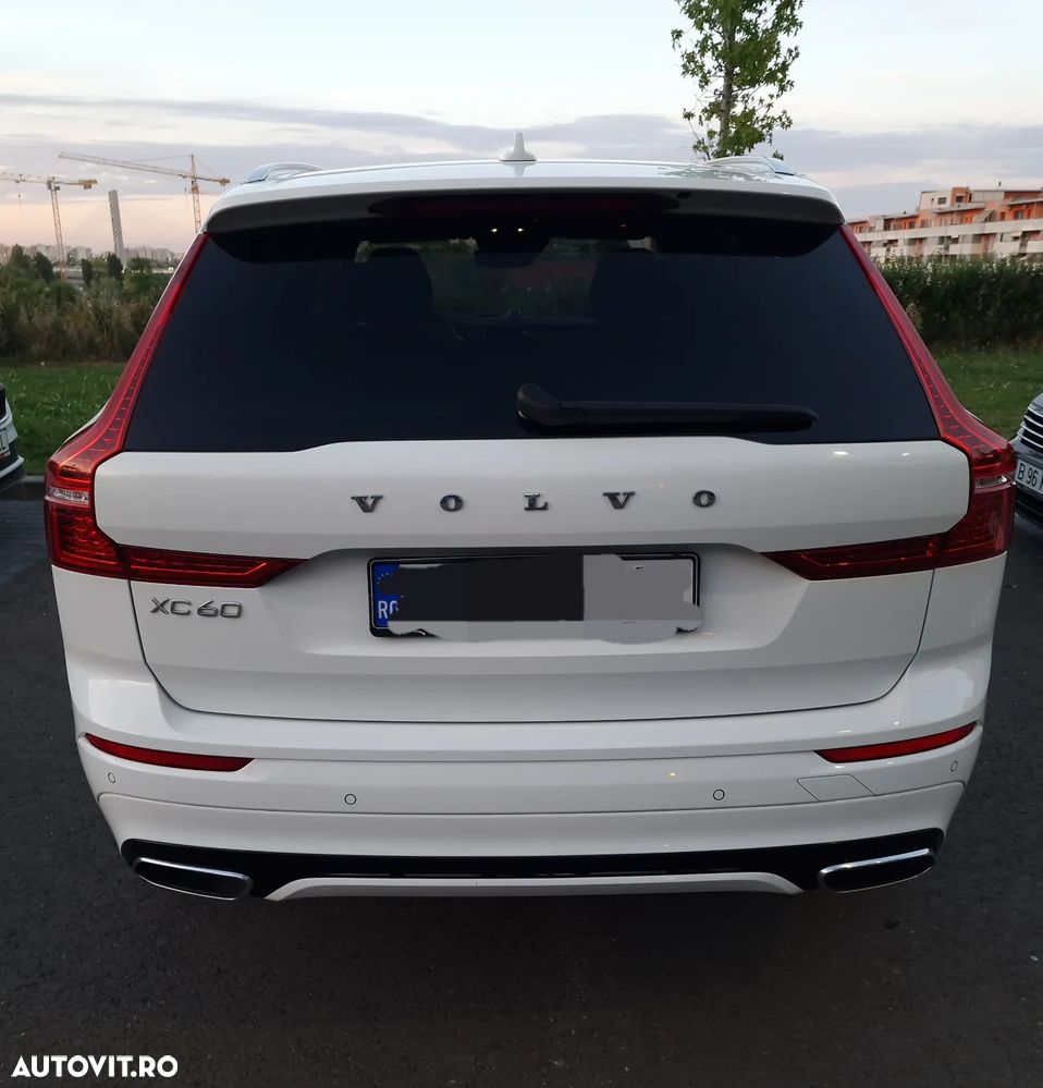 Volvo XC 60 D4 R-Design - 4