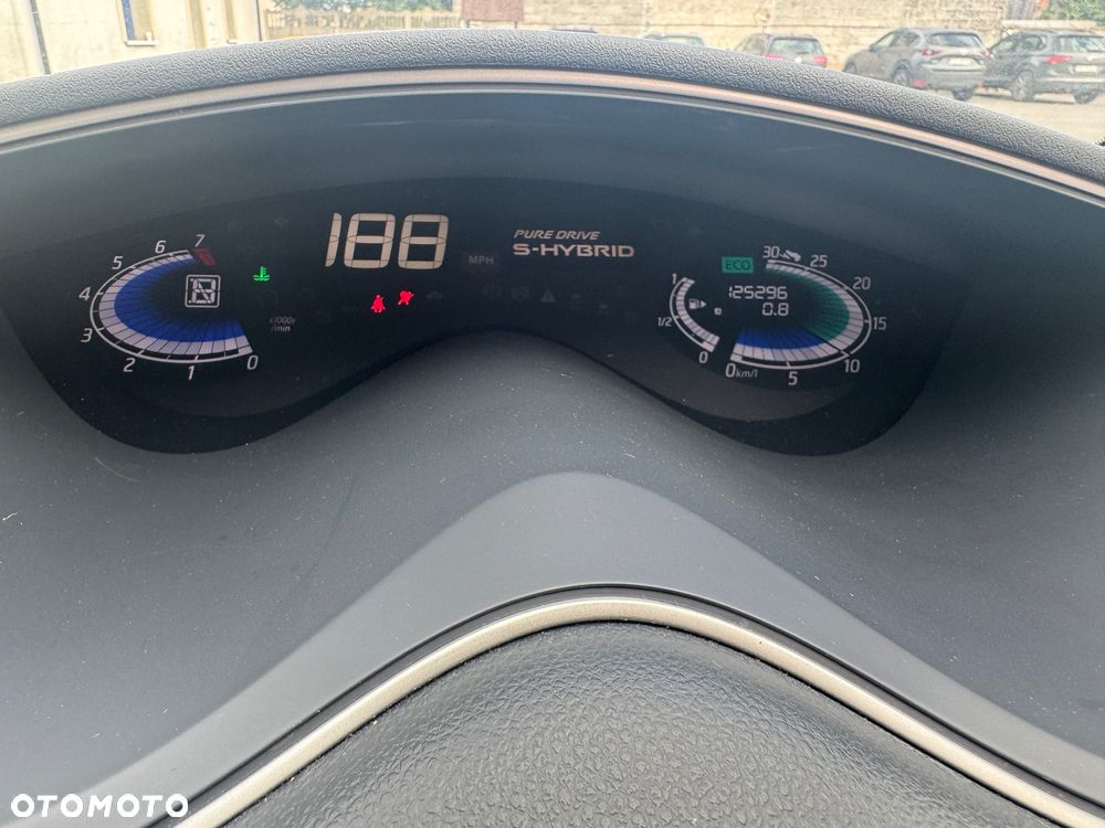 Nissan Serena - 32