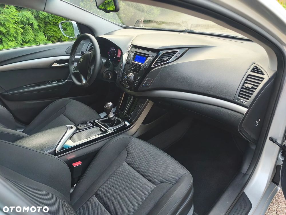 Hyundai i40 - 19
