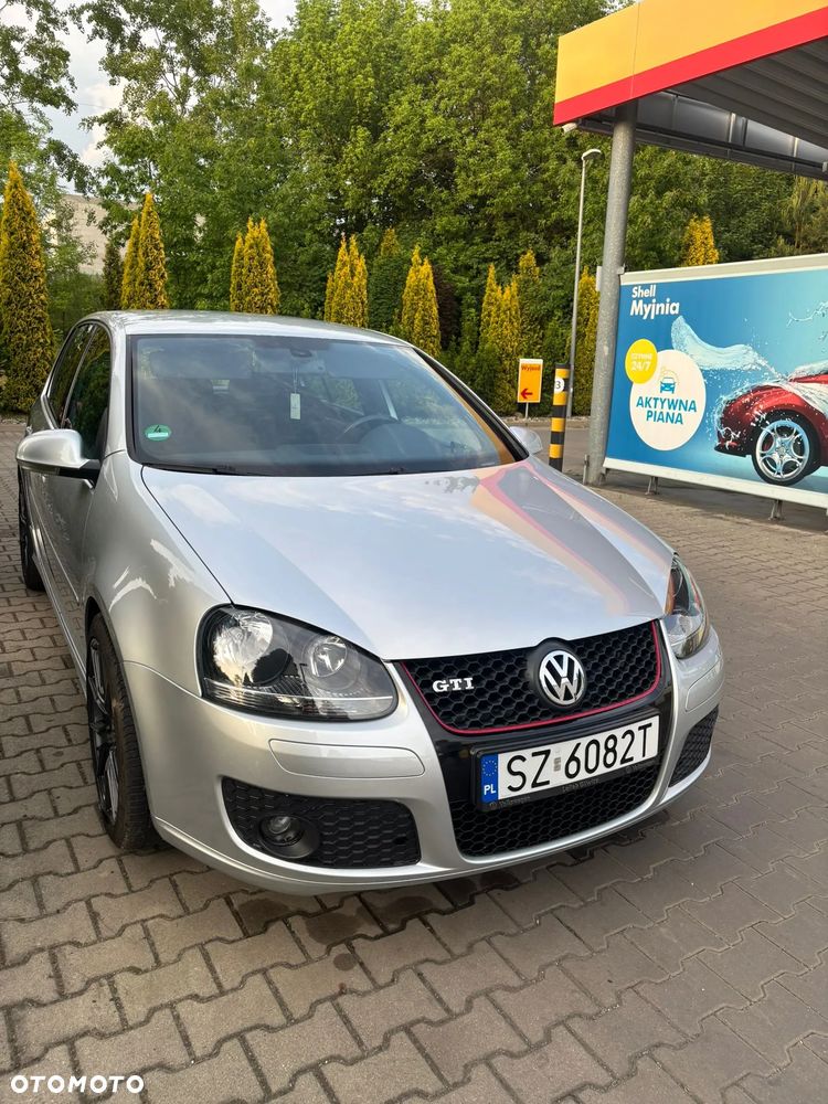 Volkswagen Golf 2.0 GTI - 2