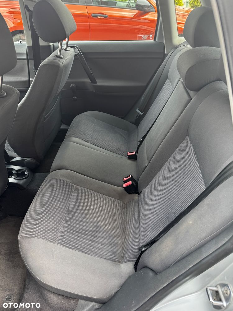 Volkswagen Polo 1.4 Comfortline - 12