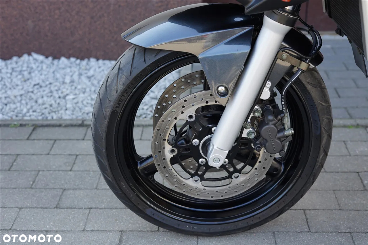 Suzuki SV - 31
