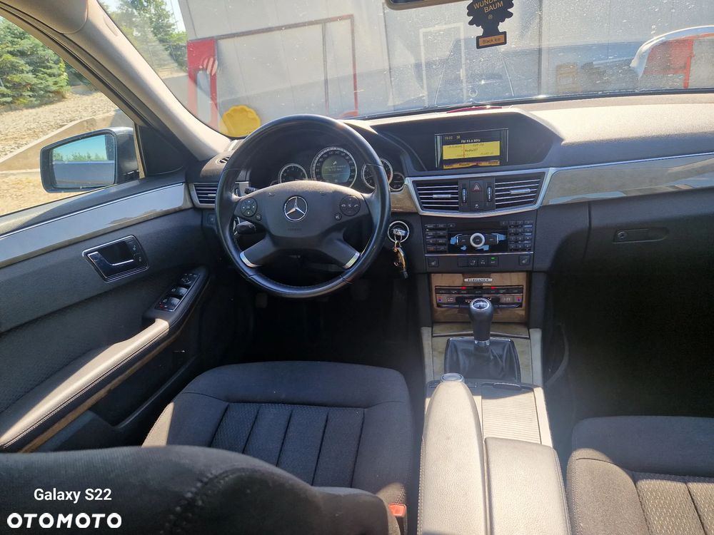 Mercedes-Benz Klasa E 200 Kompressor Elegance - 19