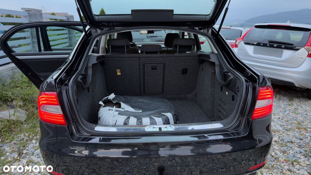 Skoda Superb 1.6 TDI Family - 27