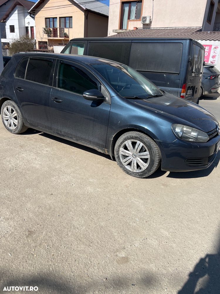 Volkswagen Golf 1.6 TDI DPF Comfortline - 2