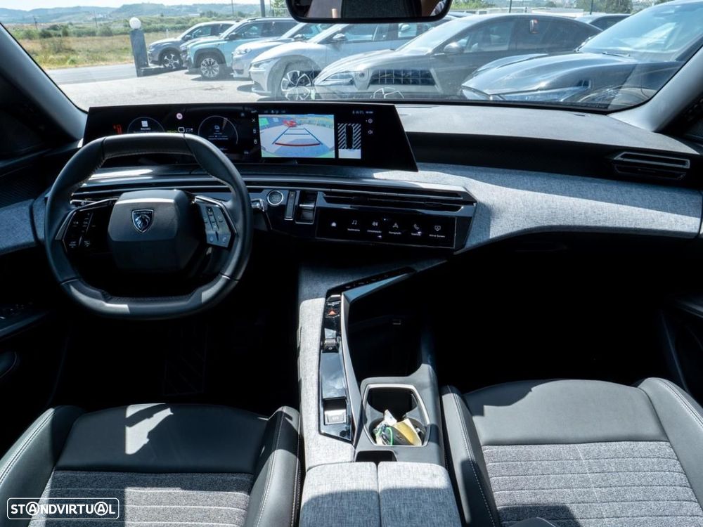Peugeot E-5008 73 kWh Allure - 27
