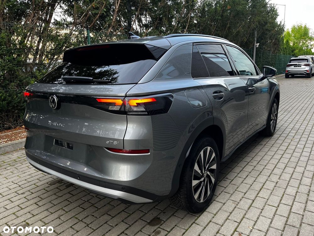 Volkswagen T-Roc 1.5 eTSI Life DSG - 7