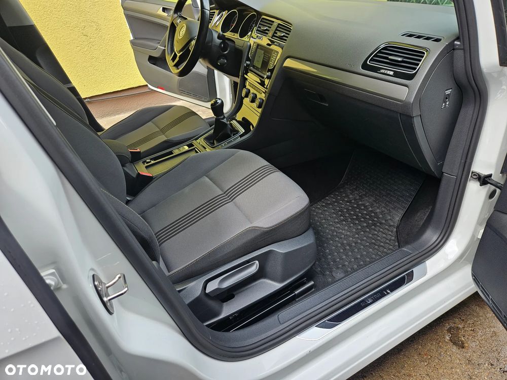 Volkswagen Golf 2.0 TDI BlueMotion Technology Allstar - 17