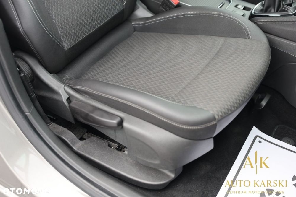 Opel Astra - 37
