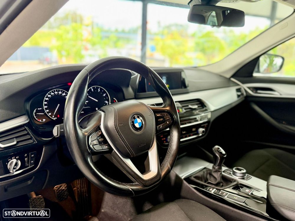 BMW 520 d Line Luxury - 15