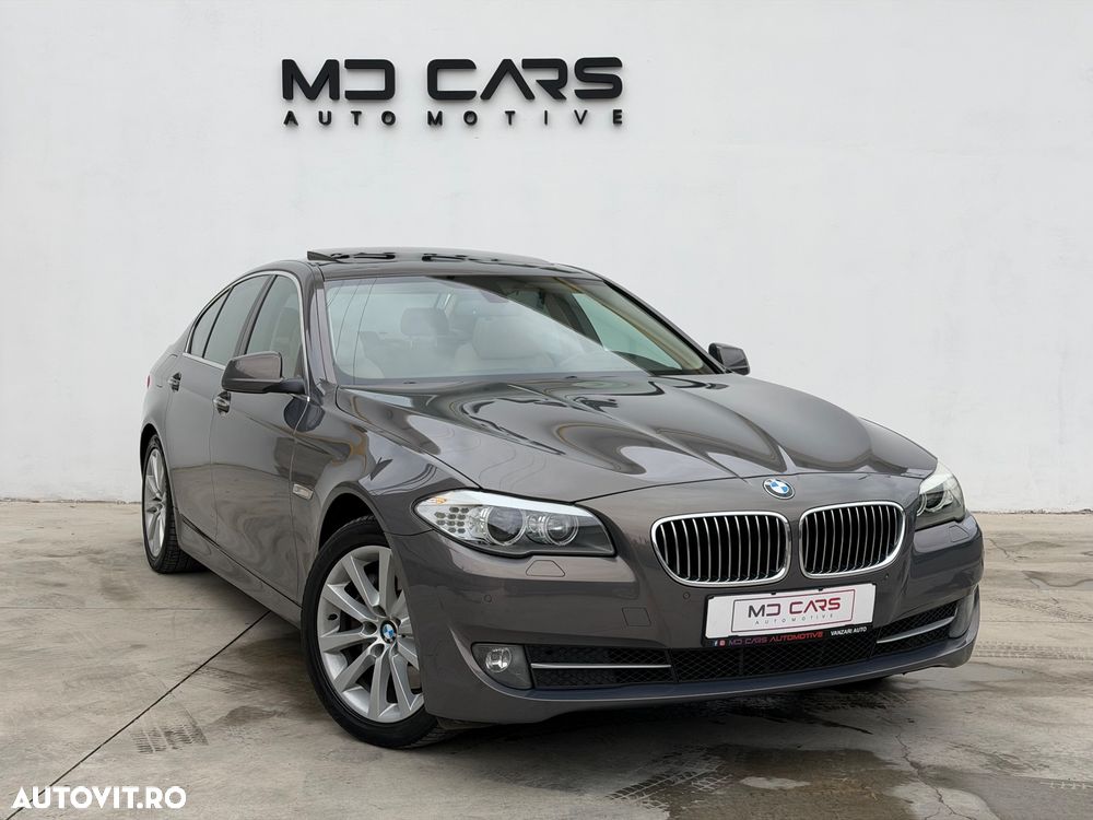 BMW Seria 5 525d Sport-Aut. Luxury Line - 2