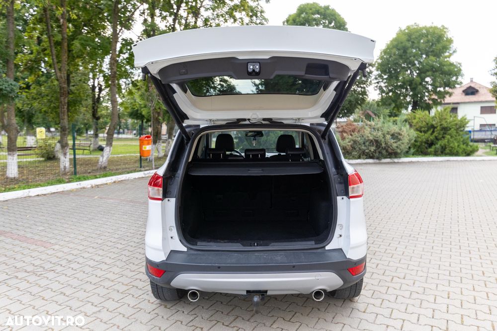 Ford Kuga 2.0 TDCi 4x4 Aut. Titanium - 23