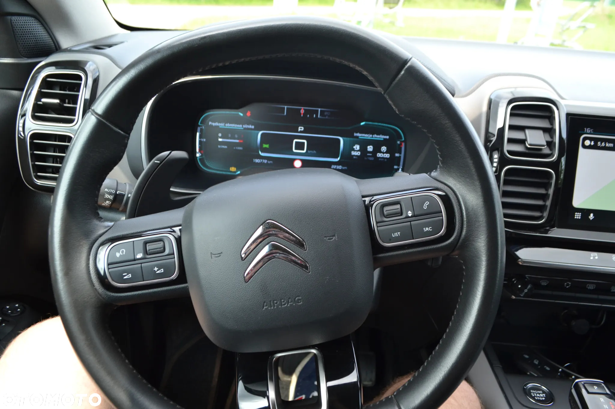 Citroën C5 Aircross BlueHDI 130 S&S EAT8 LIVE PACK - 6