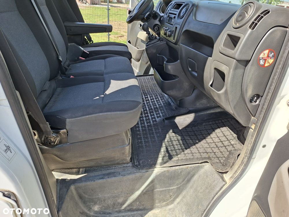 Renault Master - 18