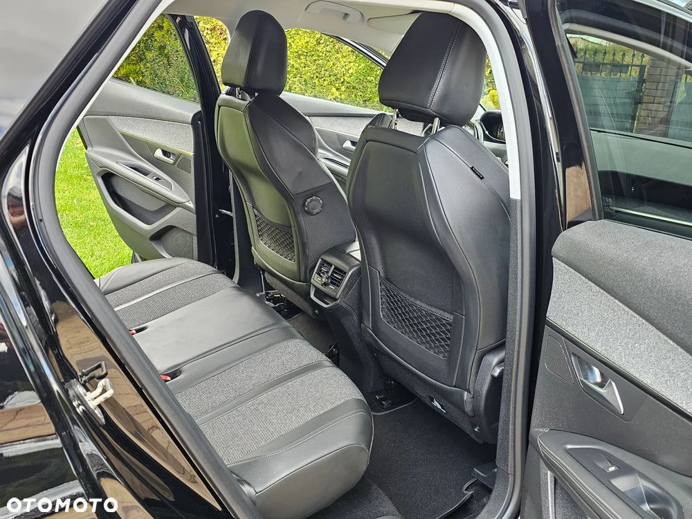 Peugeot 3008 1.5 BlueHDi Allure Pack S&S - 36