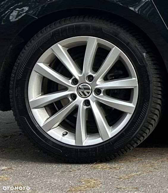 Volkswagen Passat 2.0 TDI DSG BlueMotion Technology R-Line - 22