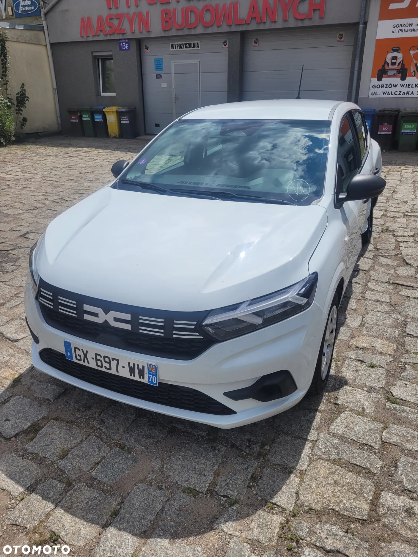 Dacia Sandero - 4