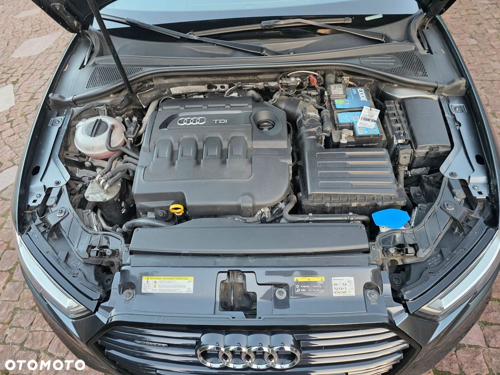 Audi A3 Sportback 2.0 TDI (clean diesel) quattro S tronic S line Sportpaket - 14