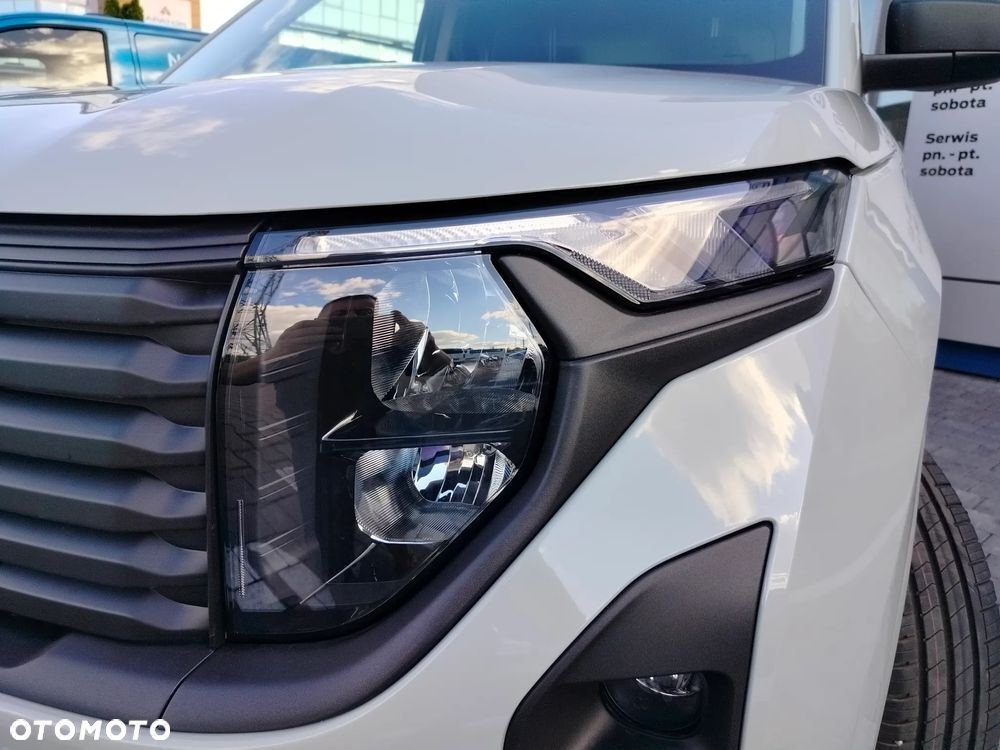 Ford Transit Courier - 16