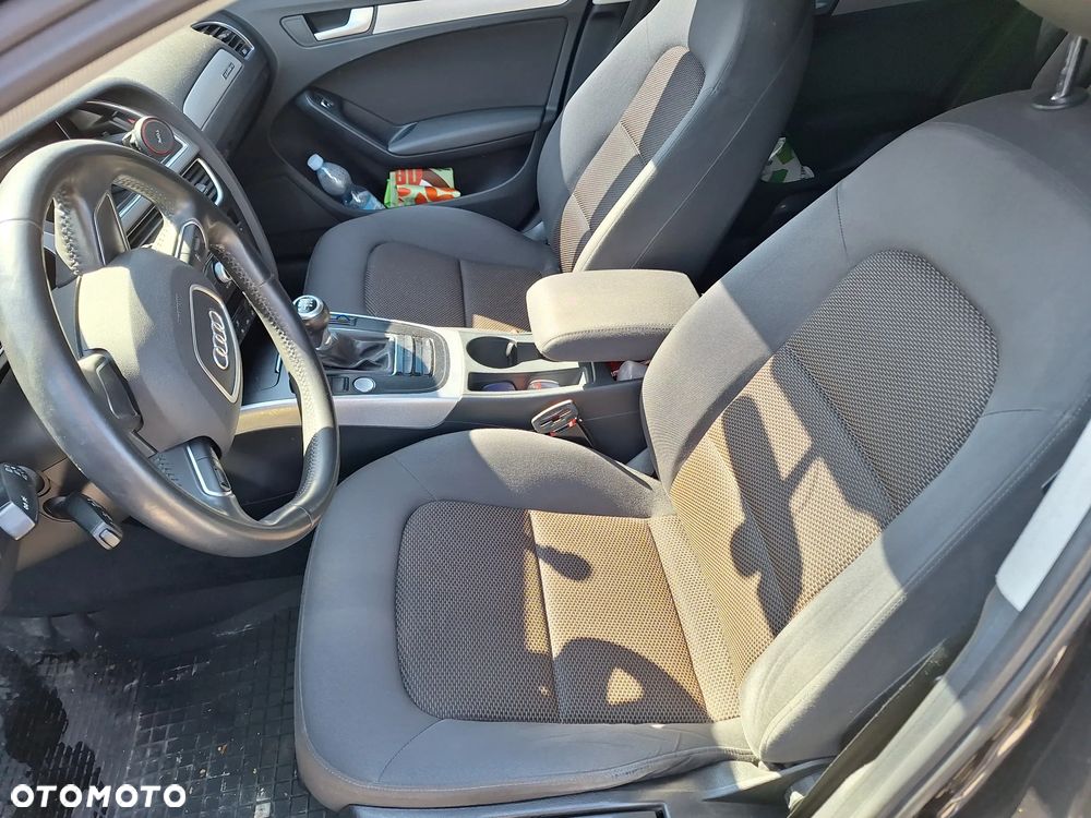 Audi A4 Allroad - 12