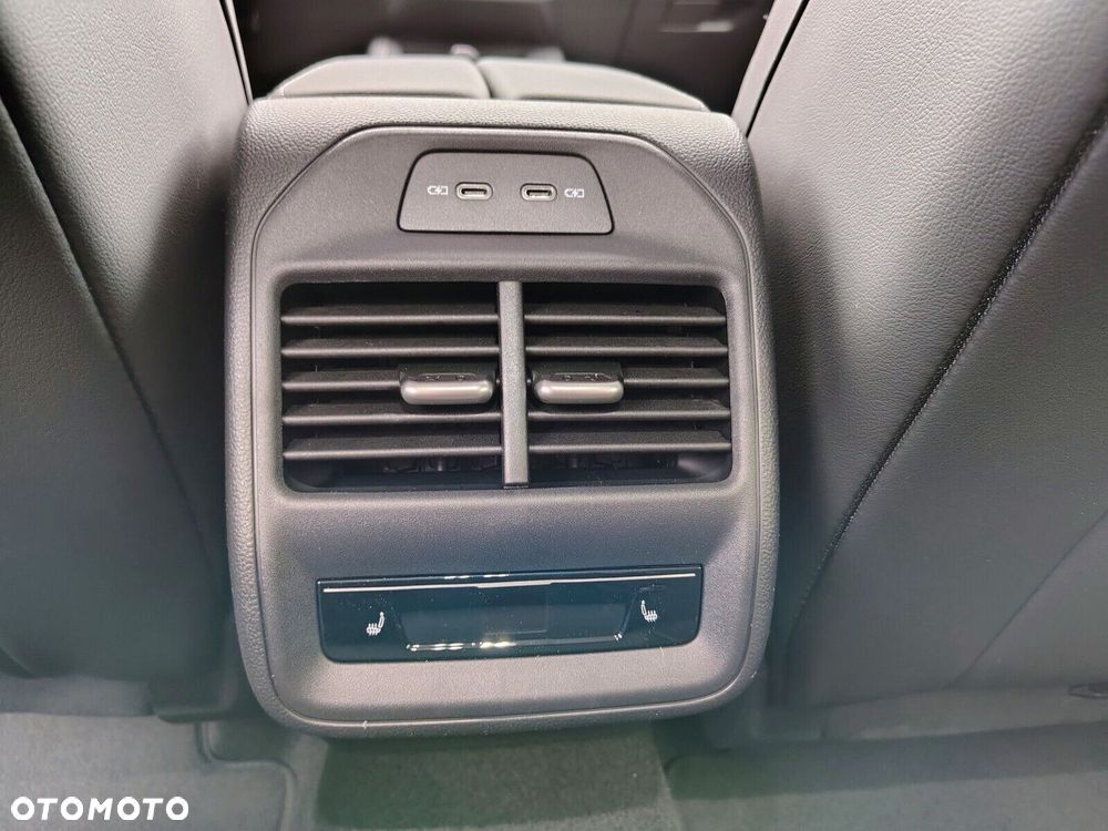 Volkswagen Passat - 24