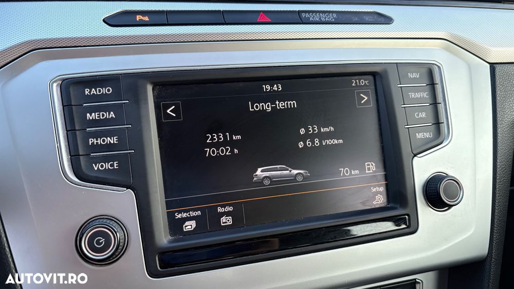 Volkswagen Passat 2.0 TDI (BlueMotion Technology) Comfortline - 15