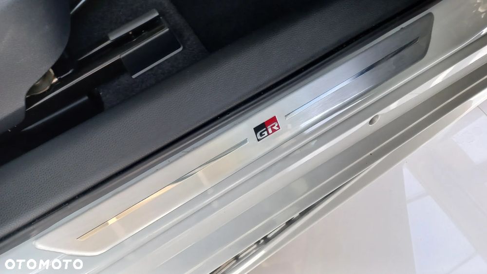 Toyota Corolla 1.8 Hybrid GR Sport - 34