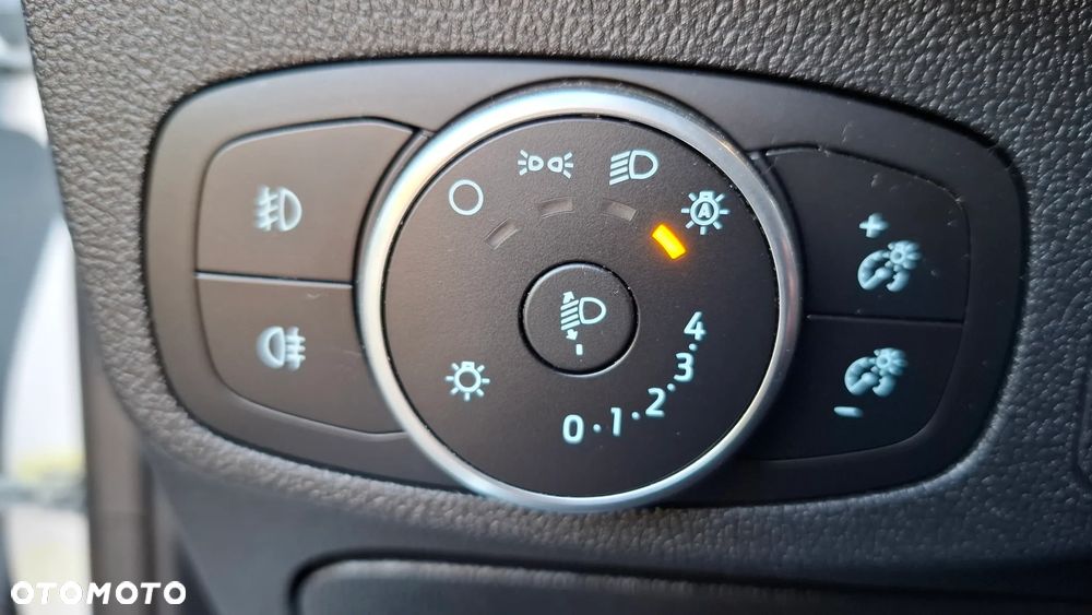 Ford Focus 1.5 EcoBlue Trend Edition Business - 21