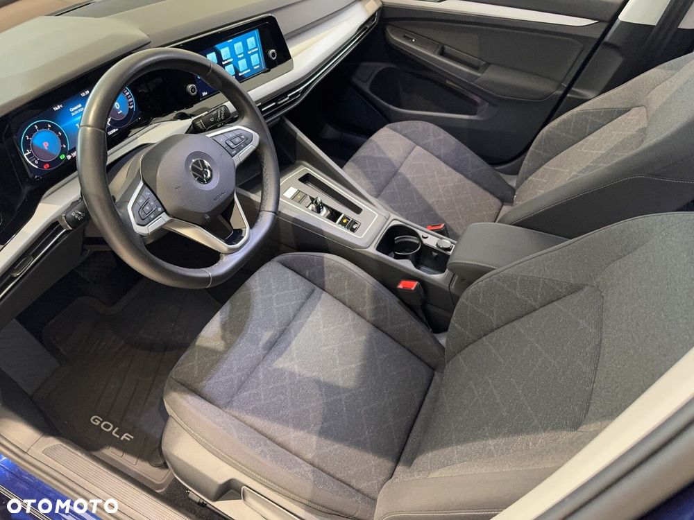 Volkswagen Golf Variant - 10