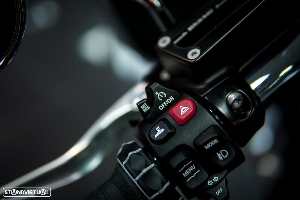 BMW R 18 Transcontinental Manhattan Metallic Matte - 54