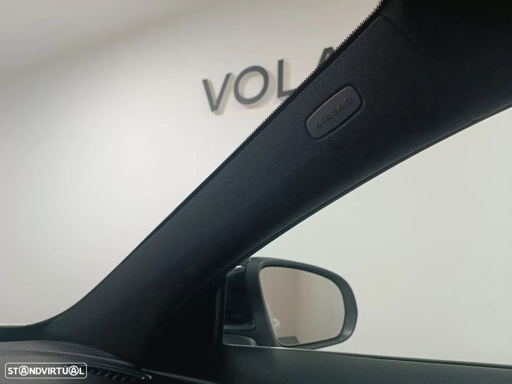 Mercedes-Benz C 220 d Aut. - 38