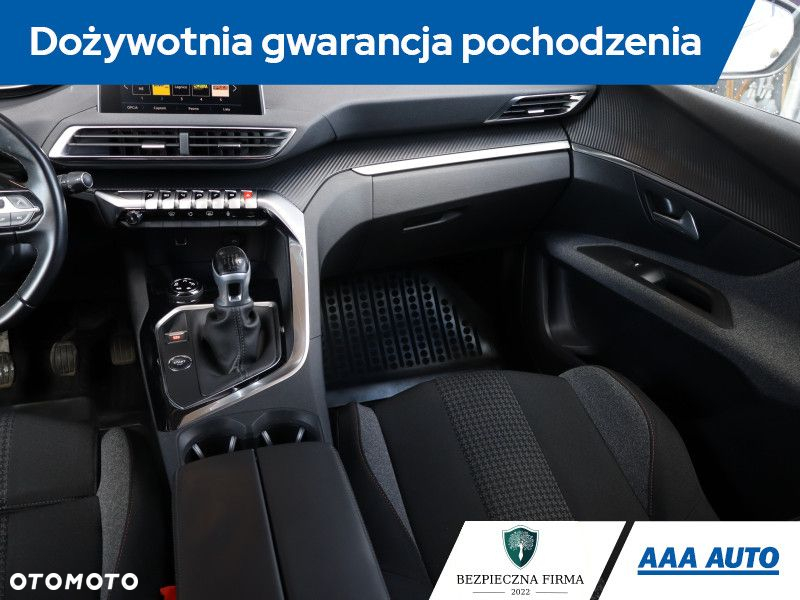Peugeot 3008 - 9