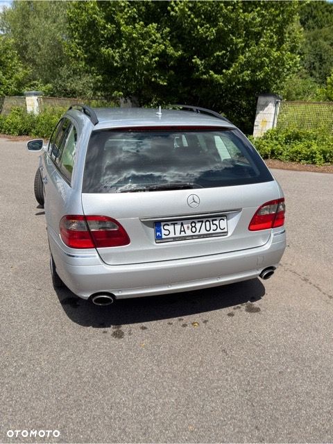 Mercedes-Benz Klasa E 320 CDI 4-Matic T Elegance - 3