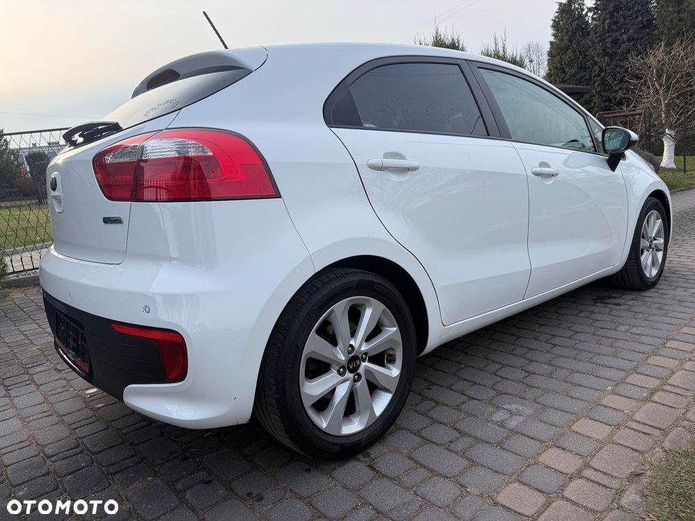 Kia Rio 1.2 Dream-Team Edition - 5