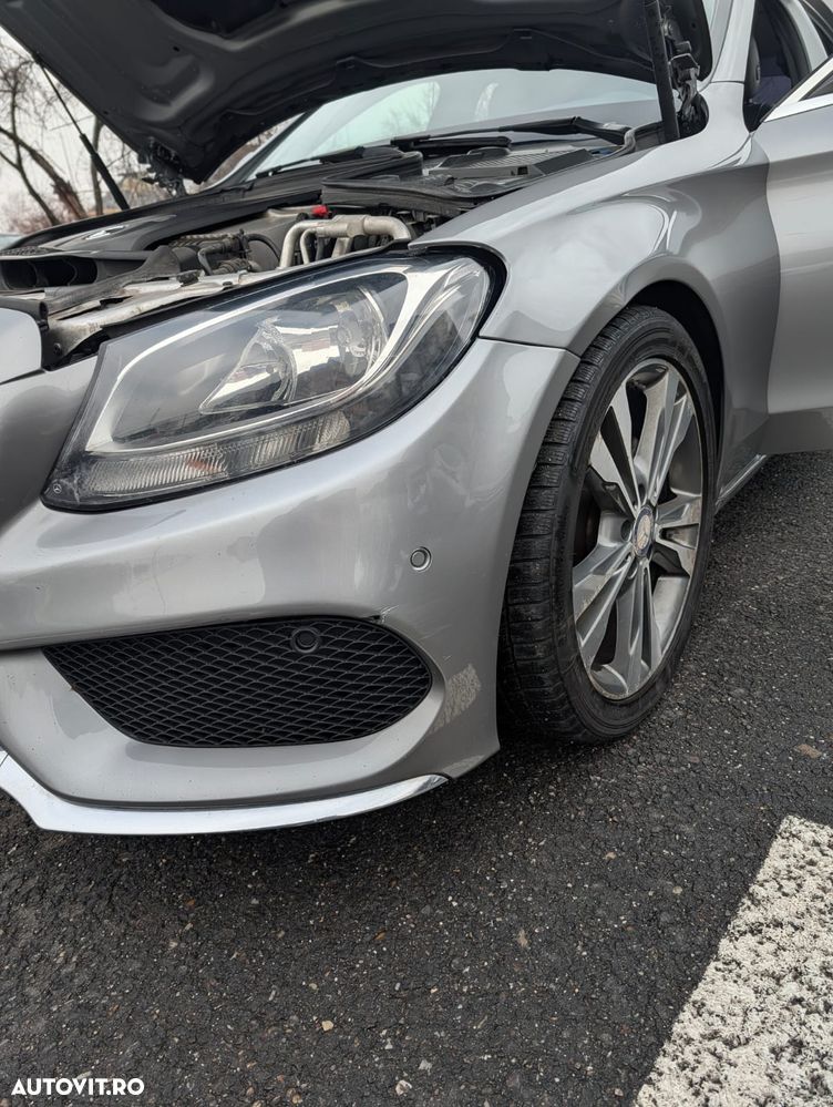 Mercedes-Benz C - 23