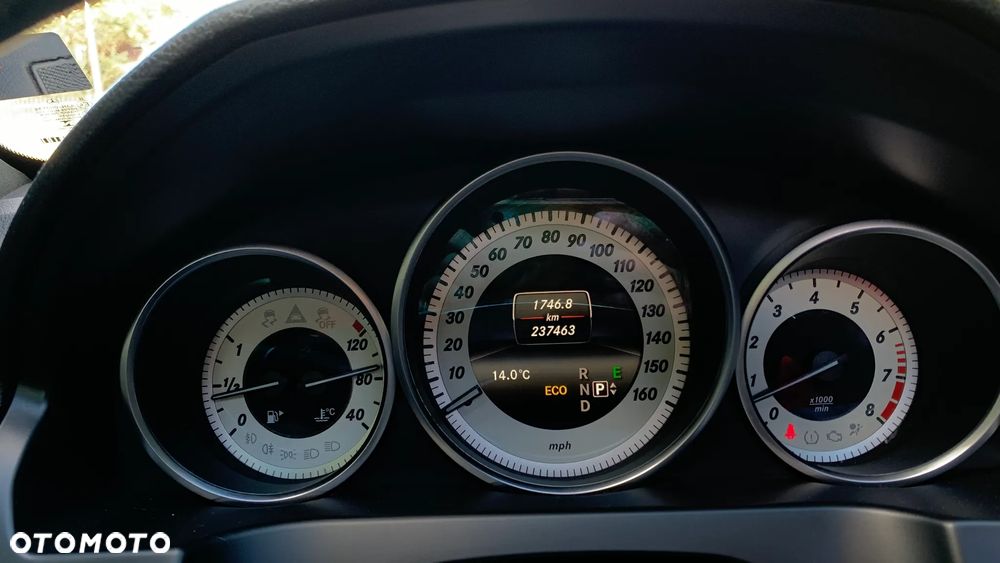 Mercedes-Benz Klasa E 350 BlueEFFICIENCY 7G-TRONIC Avantgarde - 17