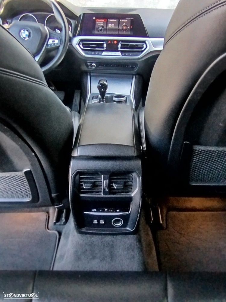 BMW 320 d Line Sport Auto - 17