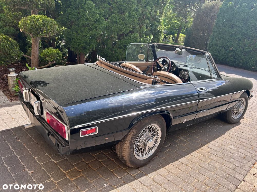 Alfa Romeo Spider - 4