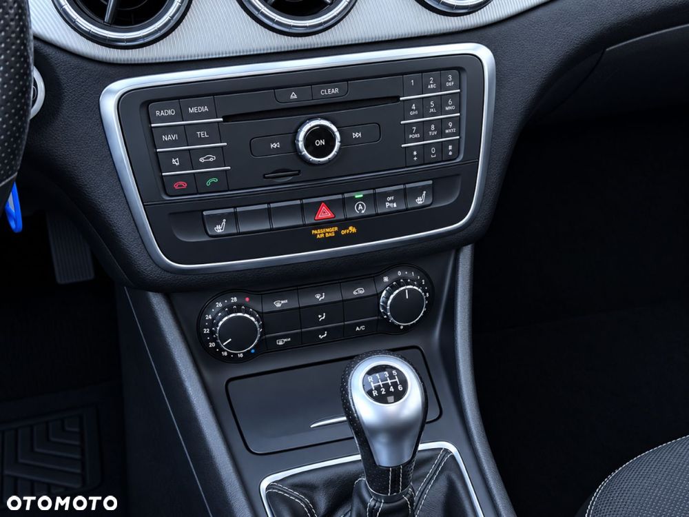 Mercedes-Benz CLA 2015