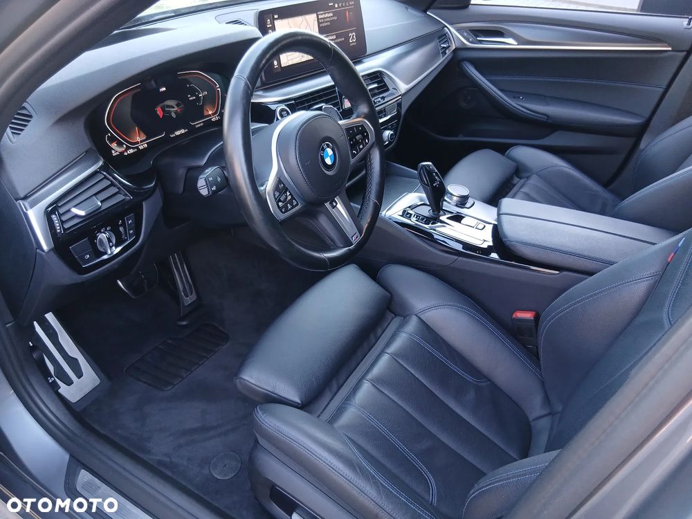 BMW Seria 5 530d xDrive mHEV M Sport sport - 9